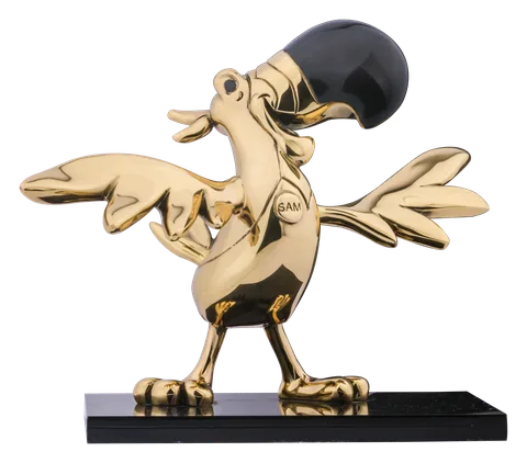 Kellogg’s Toucan Sam with wings spread, in 24-karat gold on a black base